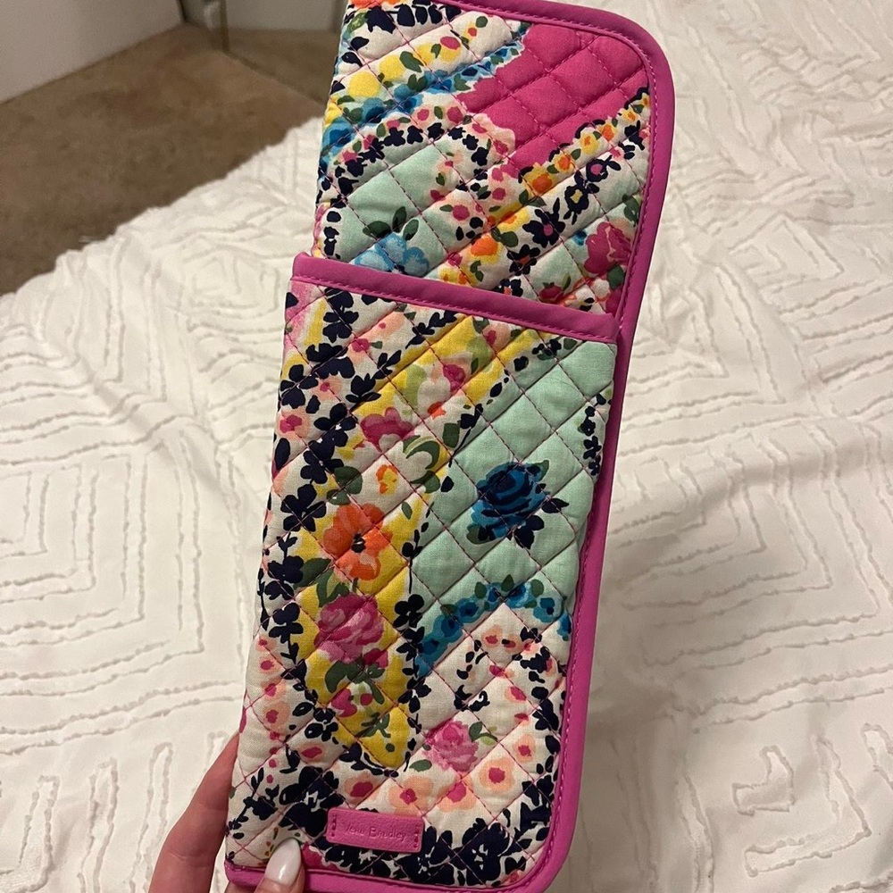 Very Bradley Travel Case